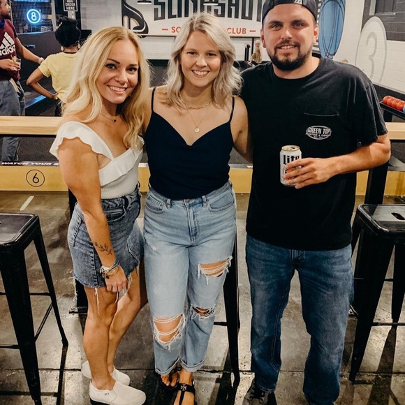 Blue Drop Neck Sleeveless Blouse - Picture 3 of 3